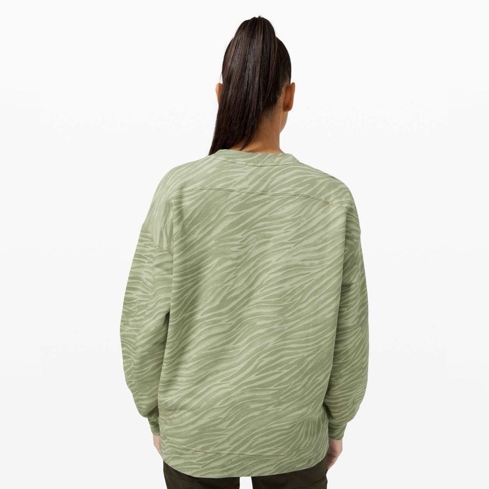 Lululemon | Perfectly Oversized Crew Size 6 (see measurements) - Picture 5 of 7